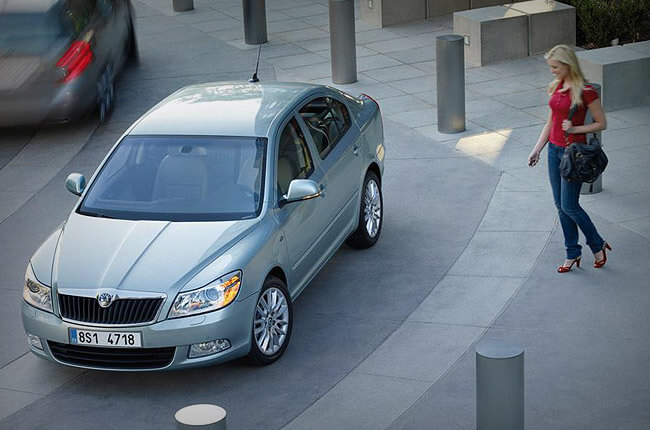 hire a Skoda Octavia in crete