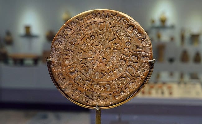 The Phestos disk in Phestos