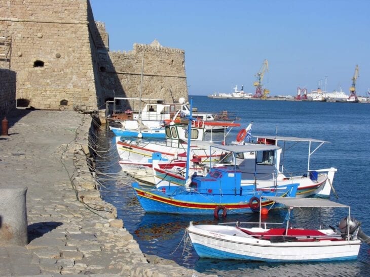 Boat Heraklion