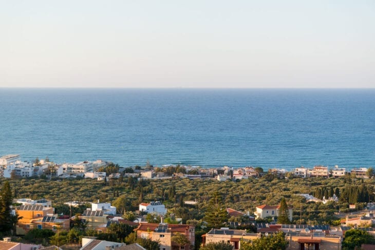 Vues sur la plage depuis Koutouloufari