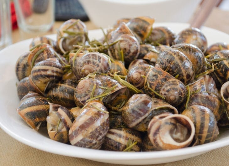 Gebakken slakken bij Eleonoras Taverna in Drapanos