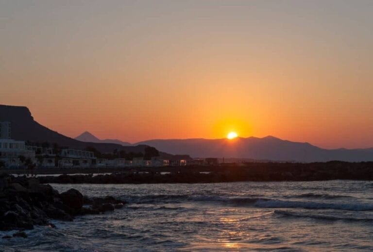 Tramonto a Kokkini Hani