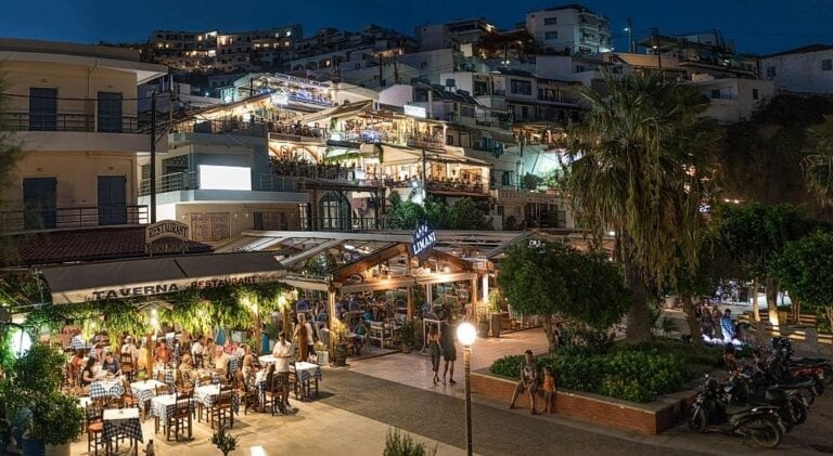 Agia Galini la nuit