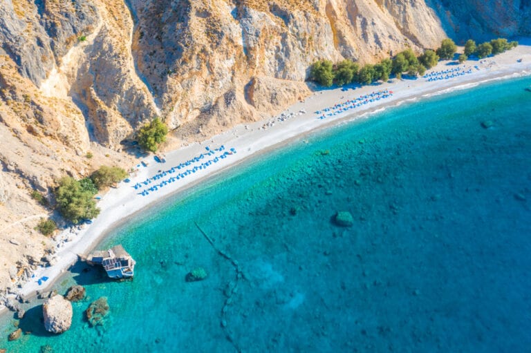 Vista aerea della Spiaggia di Glyka Nera