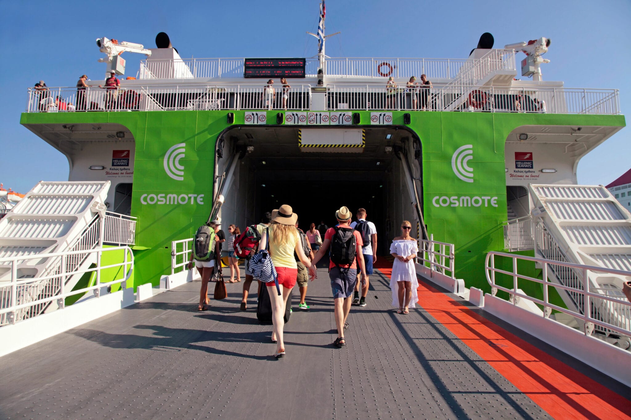 Imbarco su nave ad alta velocità da Heraklion a Santorini