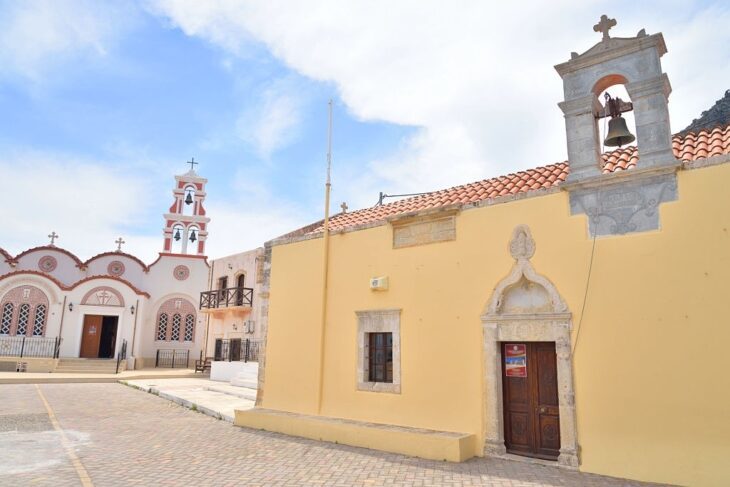 Alte Kirche in Piskopiano