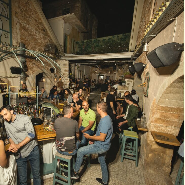 Sinagogi Open Air Bar