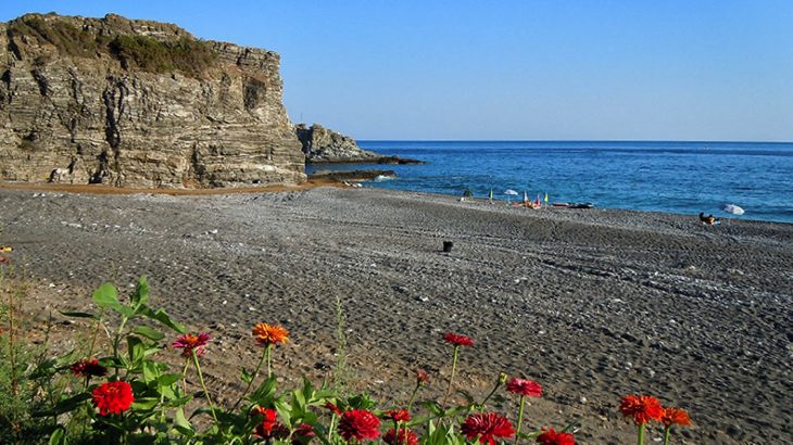 Psari Forada Beach