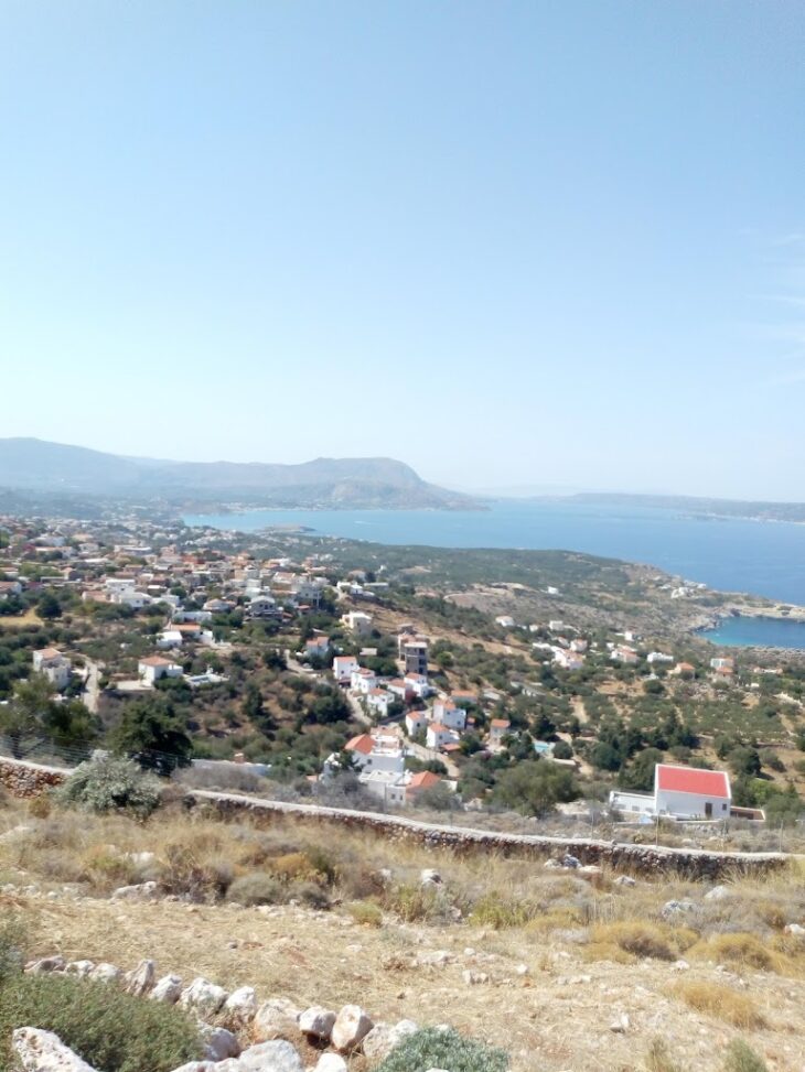 Aussicht auf die Almyrida-Bucht von Kokkino Chorio