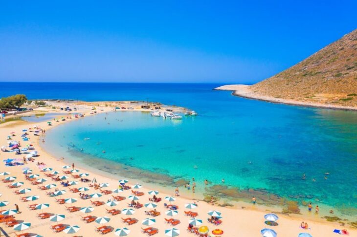 Niesamowita Piaszczysta plaża w Stavros