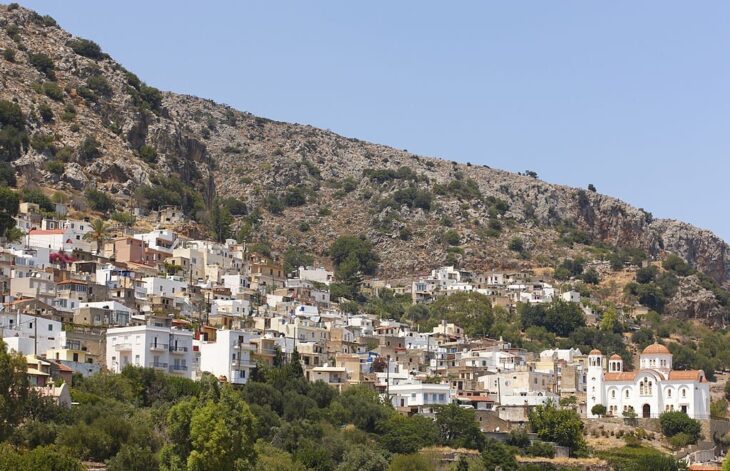 Vue sur les montagnes à Kritsa