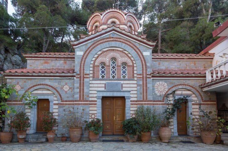Monastero di San Giorgio situato vicino alla Gola di Selinari
