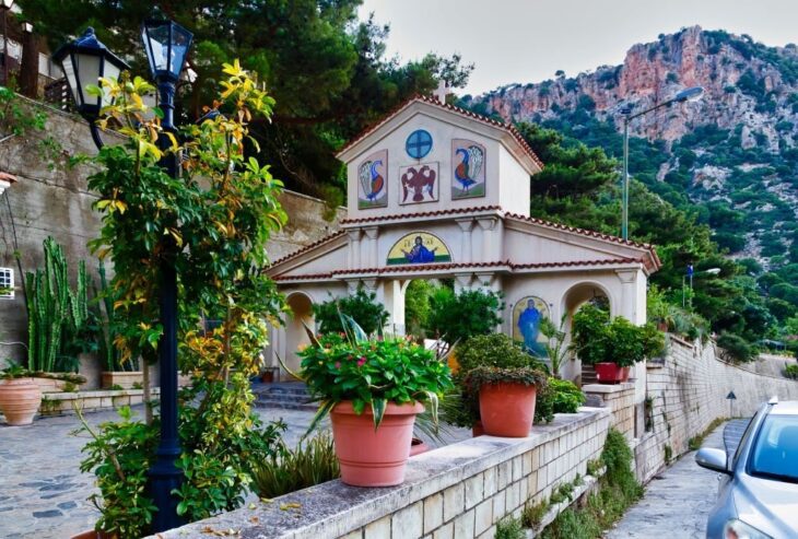 Vecchia Chiesa Ortodossa nel Monastero di Selinari