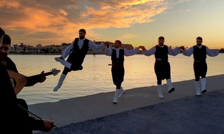 Griechische Tänzer beim Rethymno-Festival