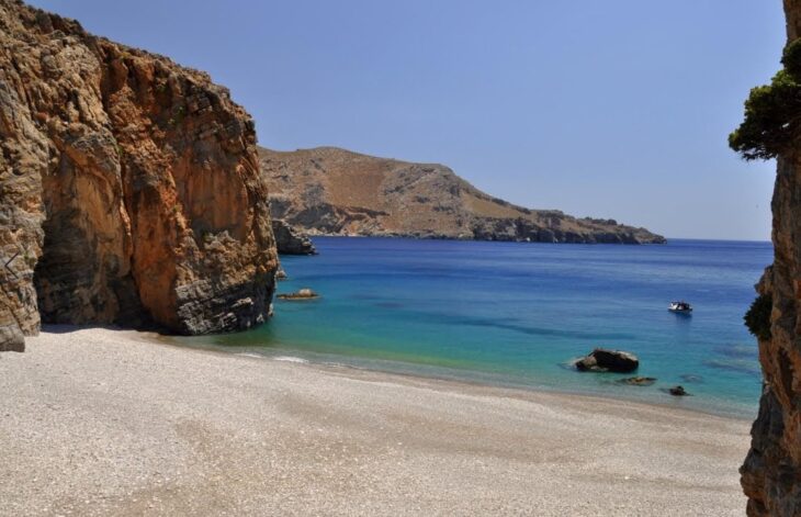 Kaminaki Beach