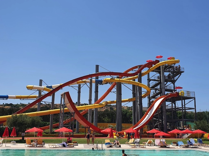 Big Water slides in Acqua Plus Waterpark