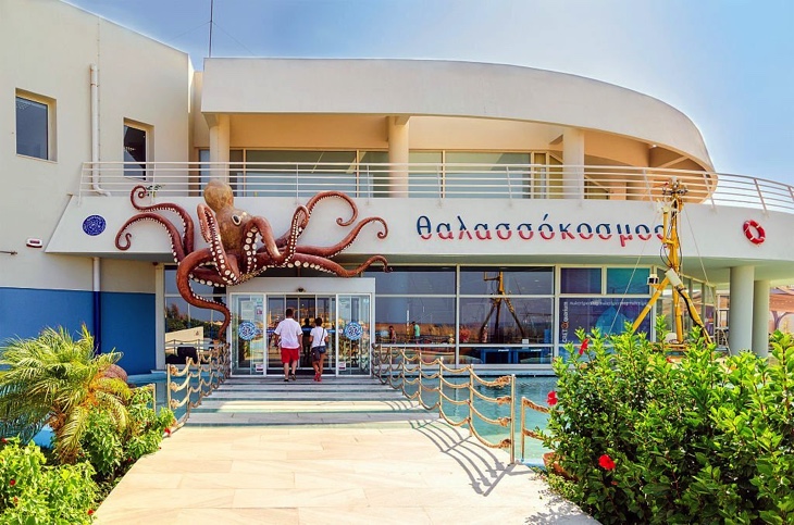 Main entrance of CretAquarium
