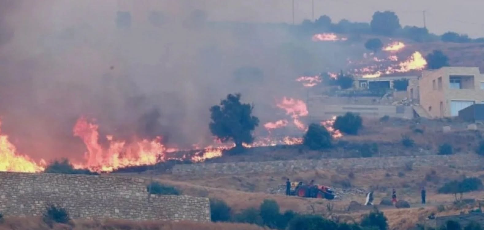Incendi boschivi a Creta nel luglio 2026